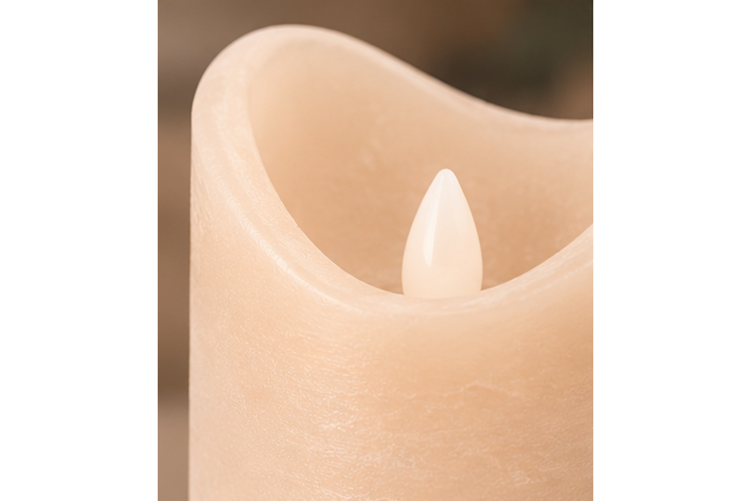 LED-Kerze Ø7,5x10 cm Echtwachs Stumpenkerze Rustikal Timer Beige