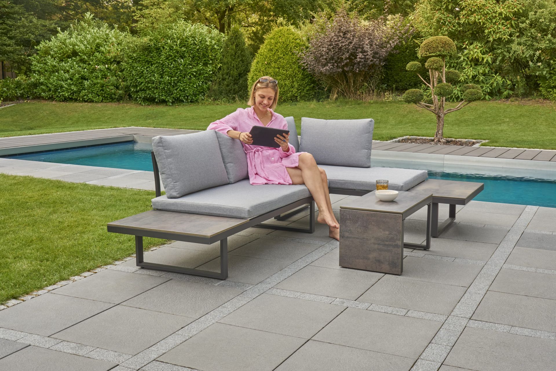 Gartenlounge Loungeset Ecksofa Balkonset Nairobi 3tlg. Aluminium/HPL anthrazit Gartenlounge Loungeset Ecksofa Balkonset Nairobi 3tlg. Aluminium/HPL anthrazit