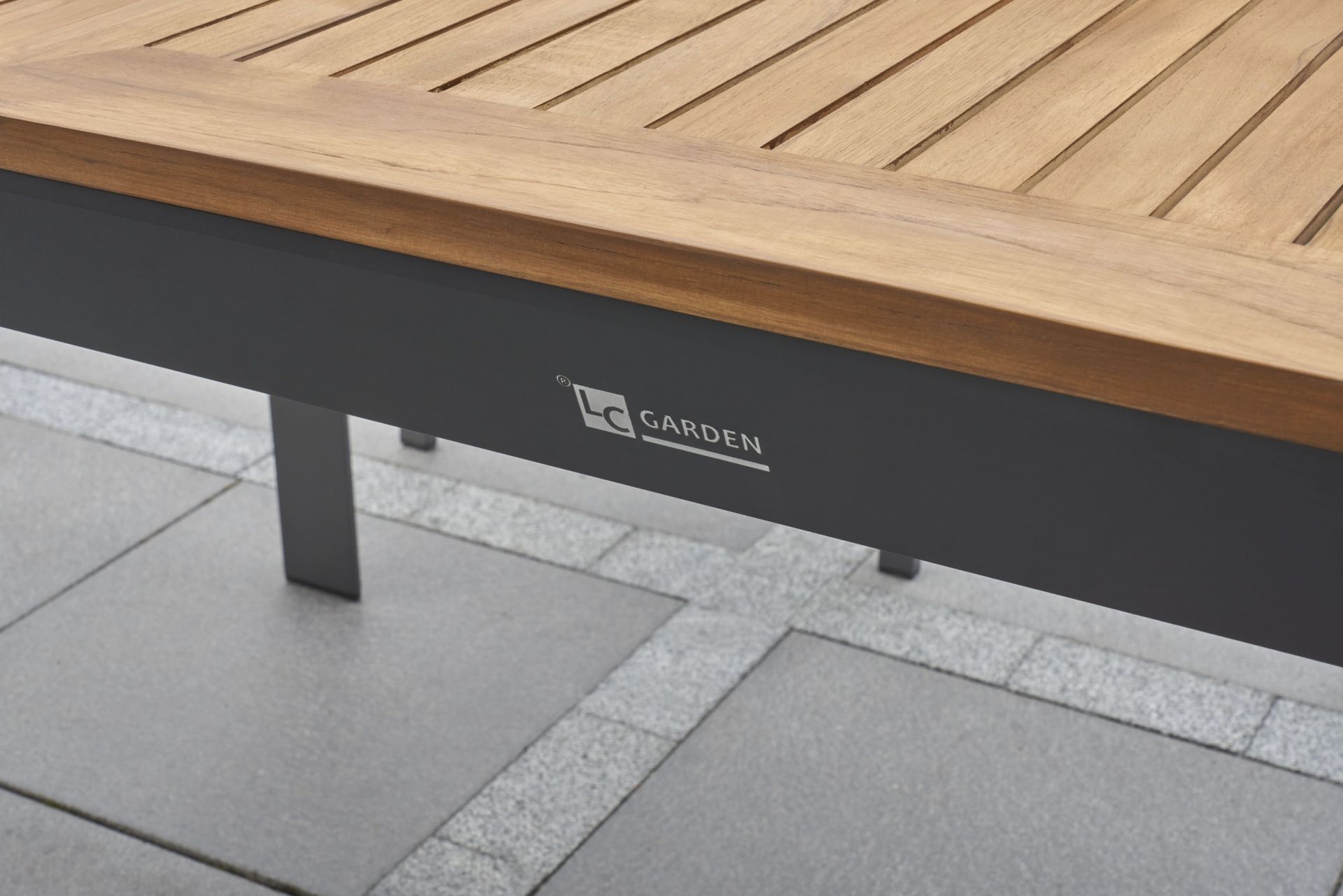 Gartentisch New Jersey Esstisch Terassentisch anthrazit/Teak 160 x 90 cm Gartentisch New Jersey Esstisch Terassentisch anthrazit/Teak 160 x 90 cm