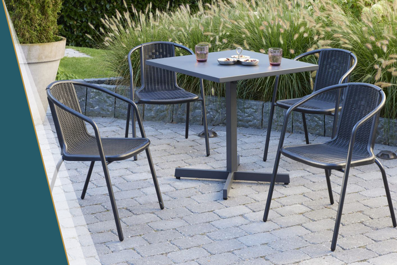 Stapel--und-Armlehnstuhl-SEO-Text