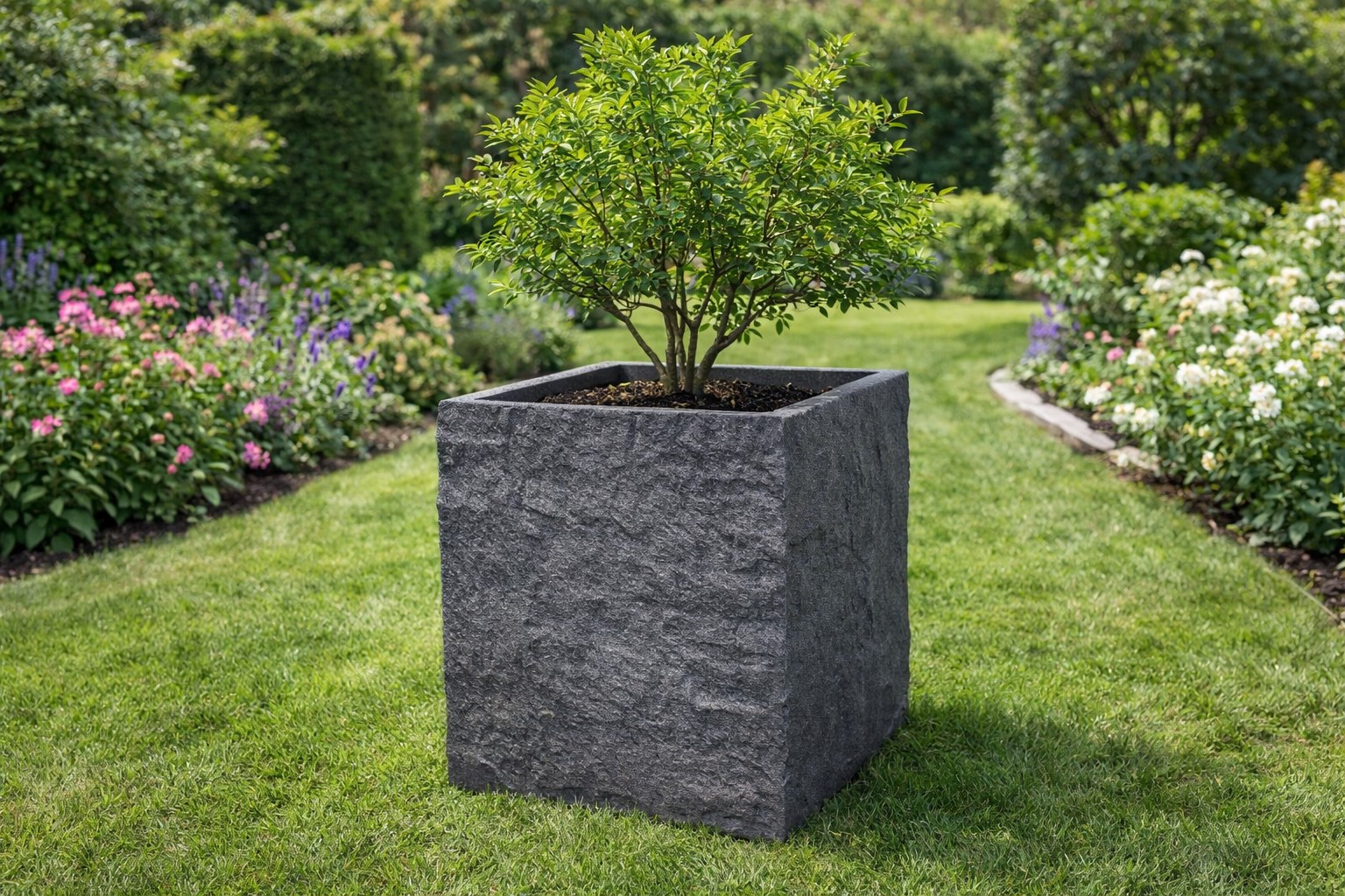 Pflanzgefäß The Rock Pflanzkasten Blumenkasten 53x50 cm Steinoptik Grau Pflanzgefäß The Rock Pflanzkasten Blumenkasten 53x50 cm Steinoptik Grau