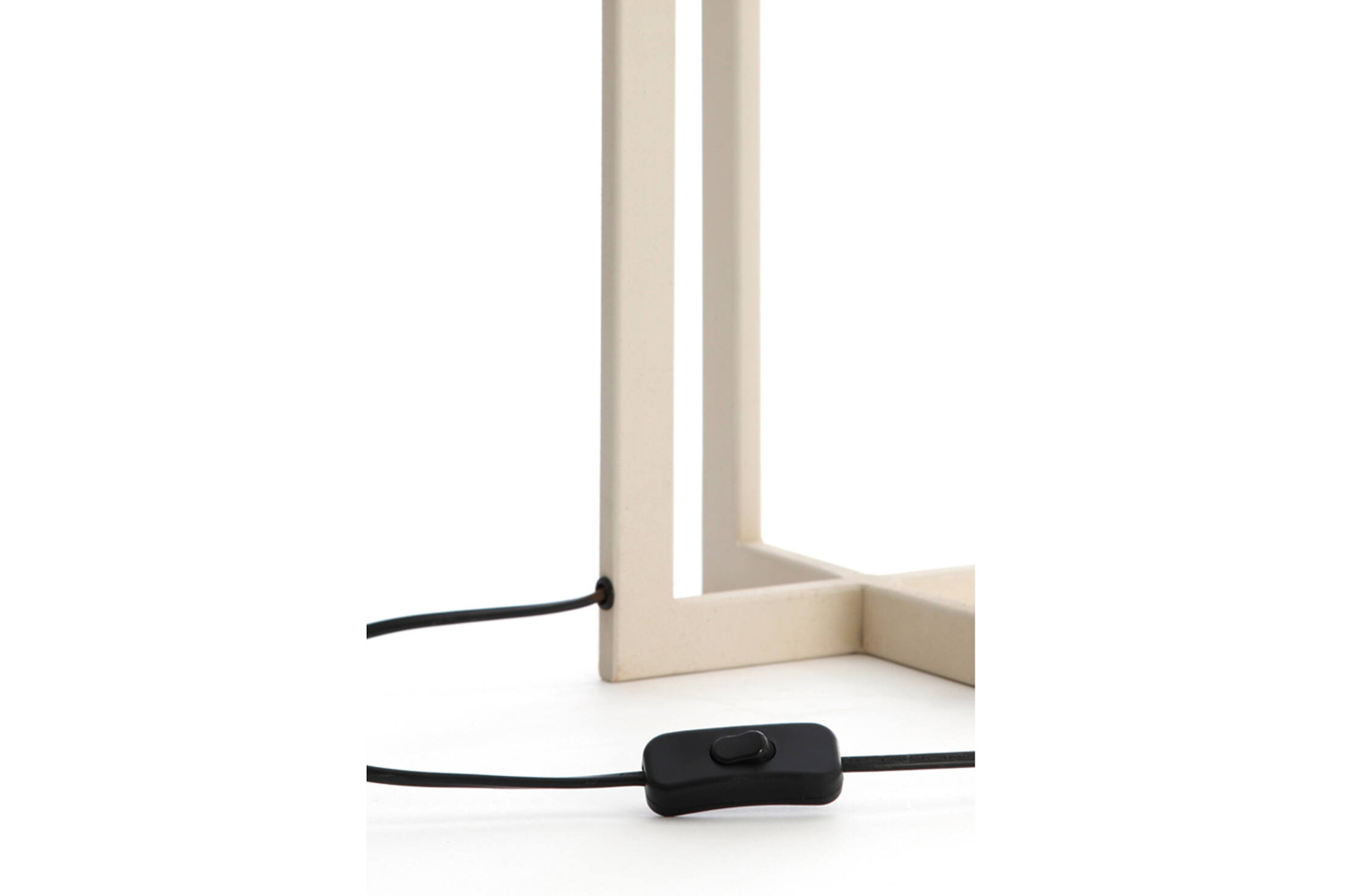 8193543-lampenfuss-tischleuchte-mace-light-living-creme-metall_6.jpg Lampenfuß MACE von Light & Living Tischleuchte Lampe 21x21x46 cm Metall Creme