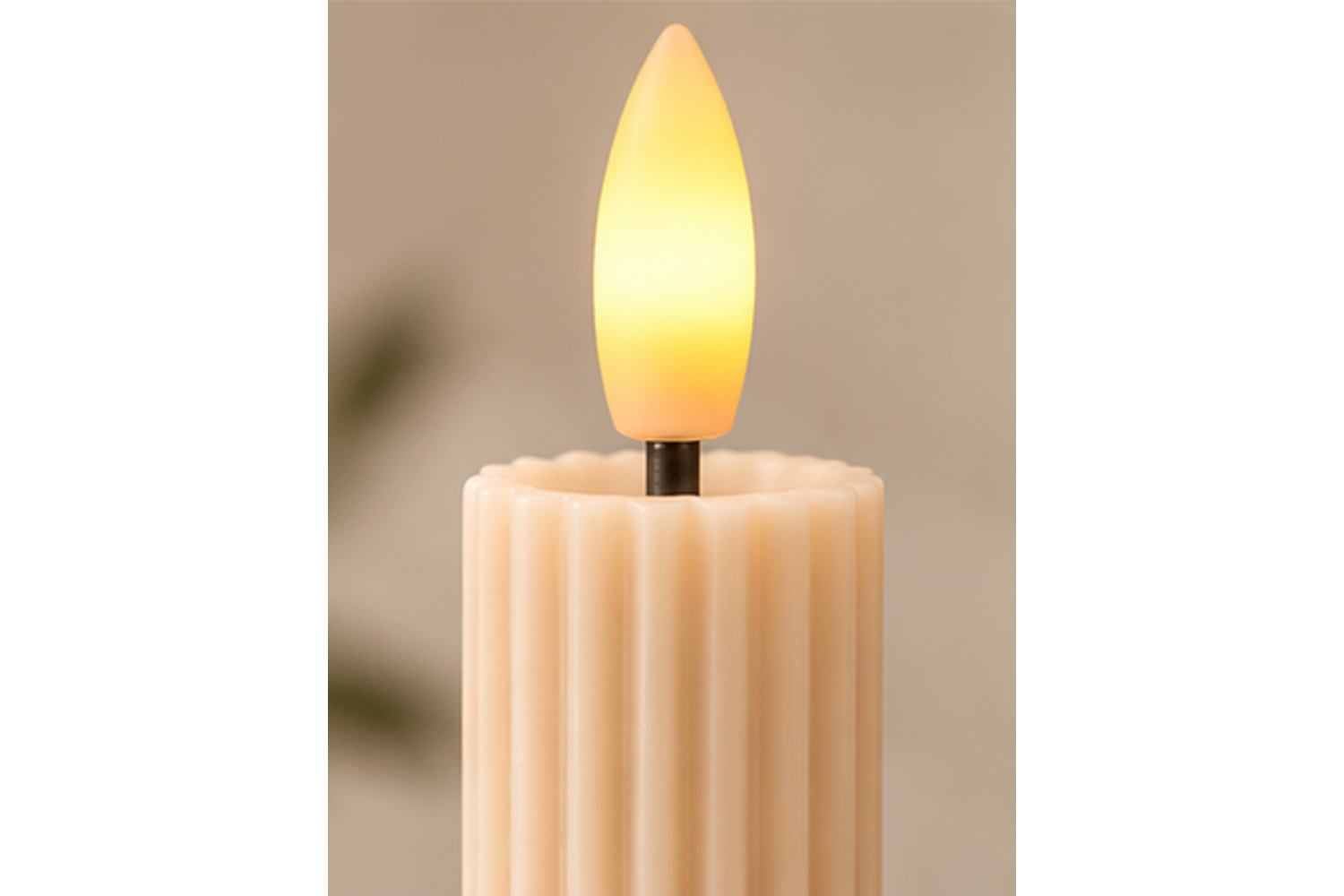 LED-Stabkerzen 2er Set Ø2,2x15,5 cm Dinnerkerze Riffel Timer Beige