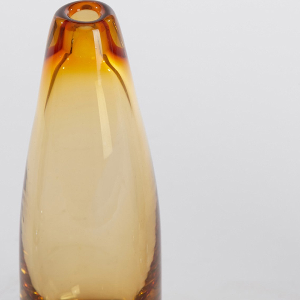 Dekovase Vase ESTUA von Light & Living Blumenvase Ø7,5x22,5 cm Glas Bernstein Dekovase Vase ESTUA von Light & Living Blumenvase Ø7,5x22,5 cm Glas Bernstein