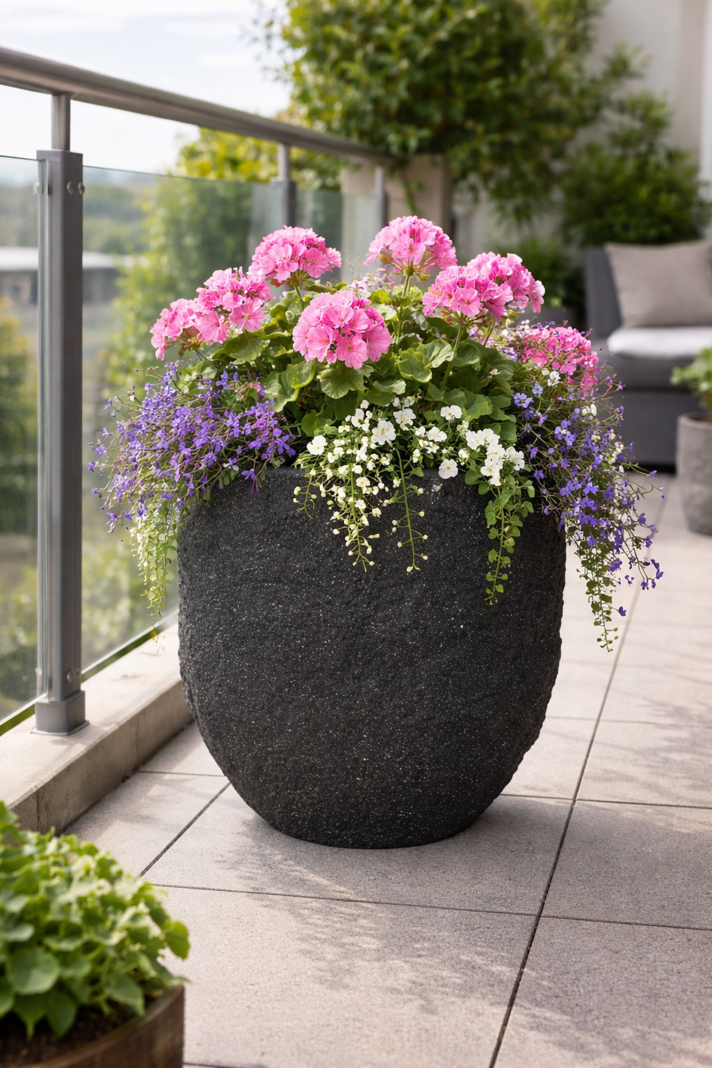 Pflanzgefäß The Rock Pflanzkasten Blumenkasten 28x24 cm Steinoptik Anthrazit Pflanzgefäß The Rock Pflanzkasten Blumenkasten 28x24 cm Steinoptik Anthrazit